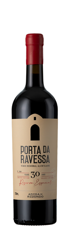 Adega de Redondo, Porta da Ravessa Reserva especial Tinto (30yr), IGP  Alentejo, Portugal, 2017 - Alliance Wine